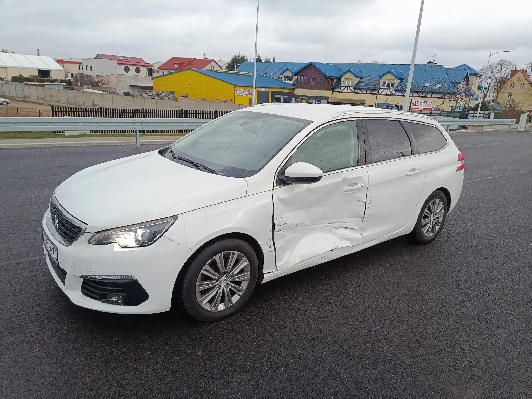 Peugeot 308 SW 1.5 BlueHDi Allure Pack S&S - 3