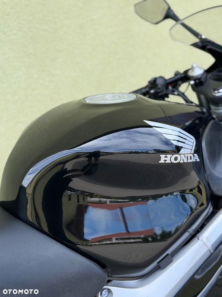Honda CBR - 16