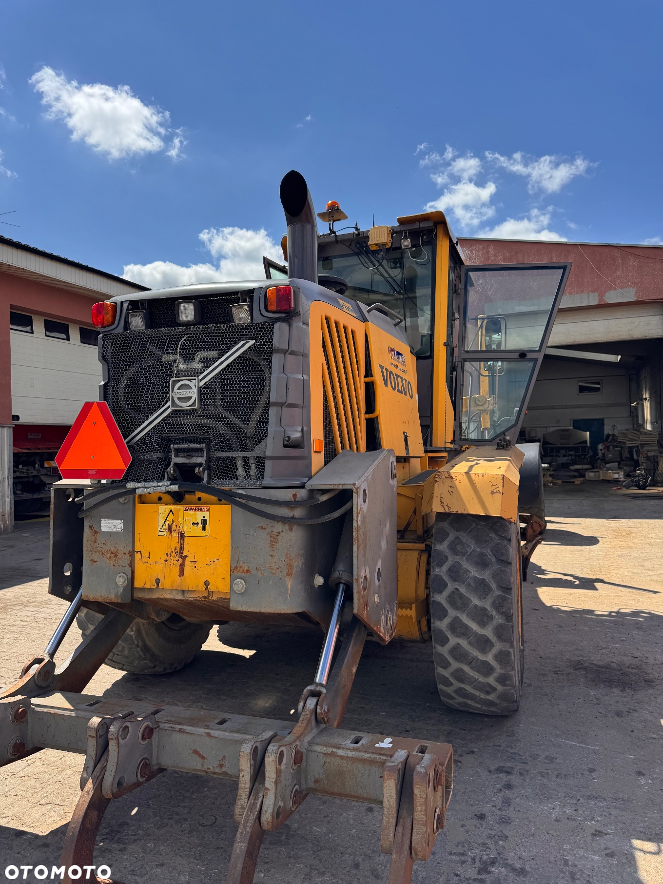 Volvo G946 - 4