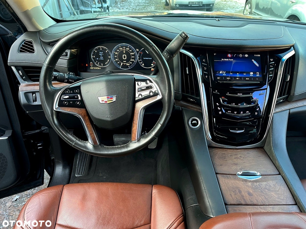Cadillac Escalade 6.2 V8 ESV Premium - 8