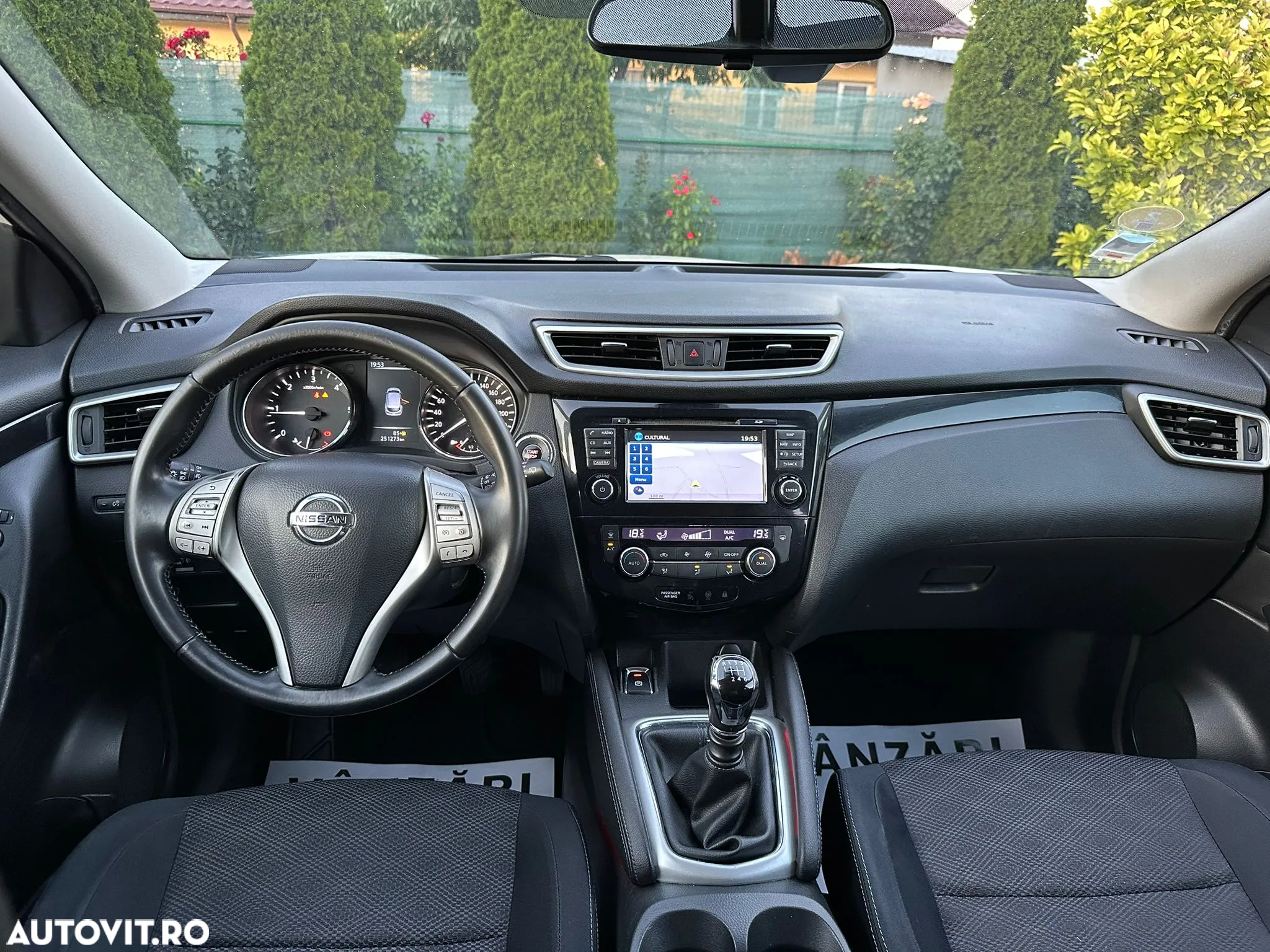 Nissan Qashqai 1.5 DCI Start/Stop N-Connecta - 9