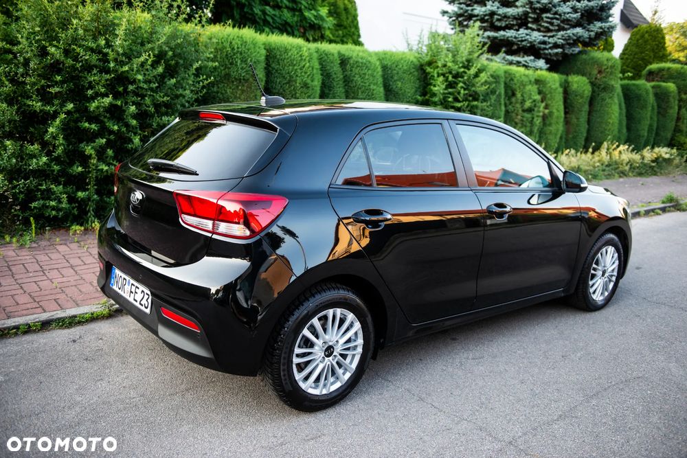 Kia Rio 1.2 Business Line Plus - 5