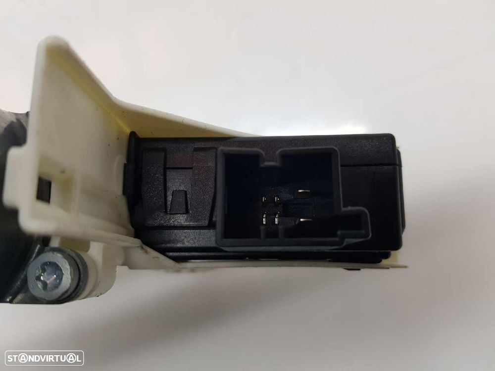 MOTOR ELEVADOR DE VIDRO TRASEIRO DIREITO AUDI Q7 2008 - 4