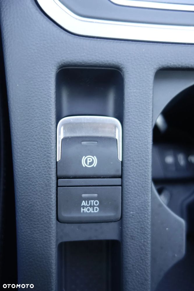 Volkswagen Passat 1.5 TSI EVO Business DSG - 18