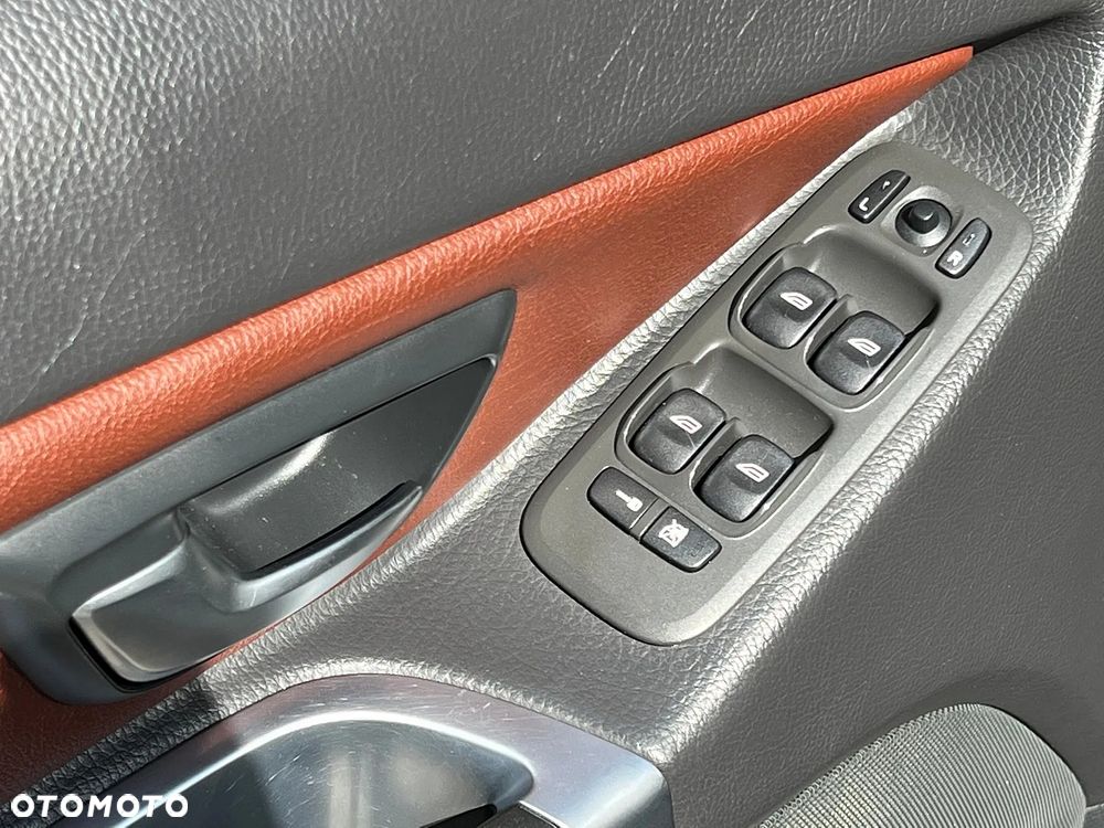 Volvo XC 90 D5 AWD R-Design - 10
