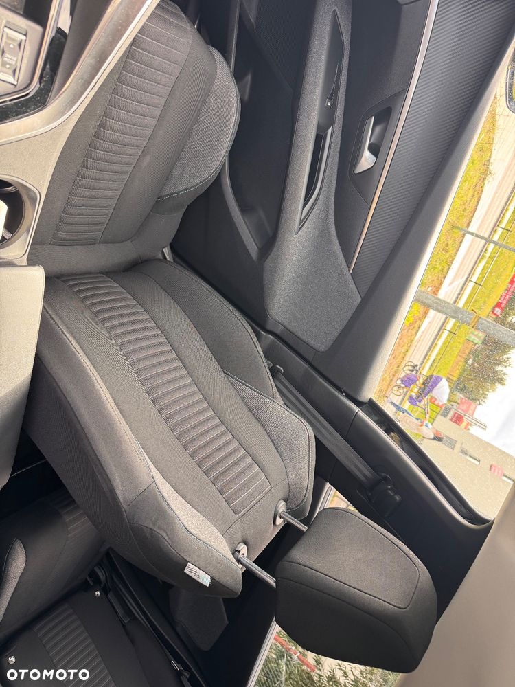 Peugeot 5008 BlueHDI 130 EAT8 Allure Pack - 16