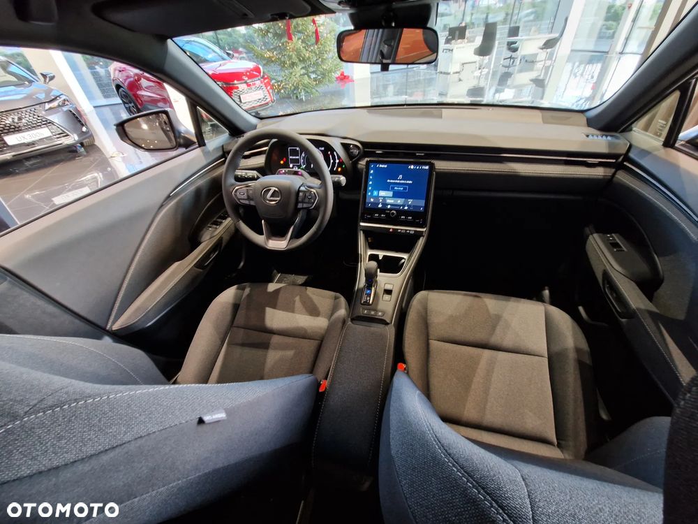 Lexus LBX 1.5 Hybrid - 18