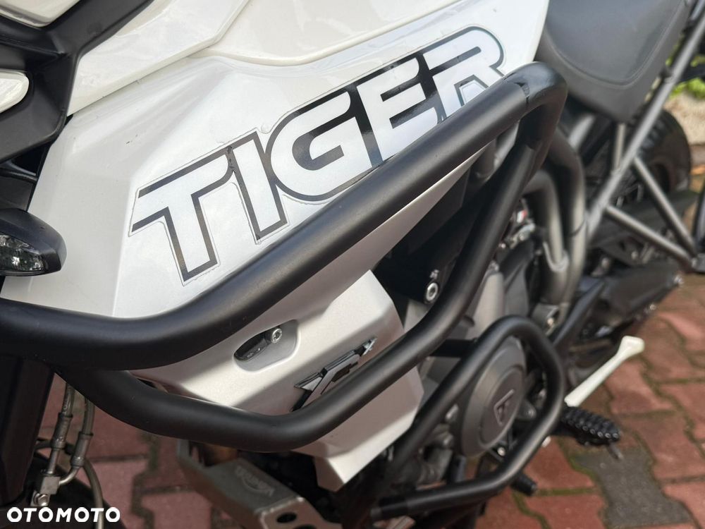 Triumph Tiger - 8