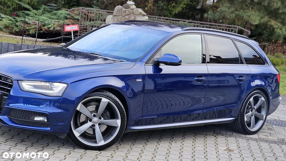 Audi A4 Avant 2.0 TDI DPF quattro S tronic S line Sportpaket - 19