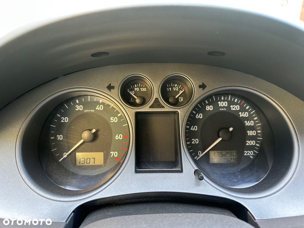 Seat Ibiza 1.4 16V Sport - 9