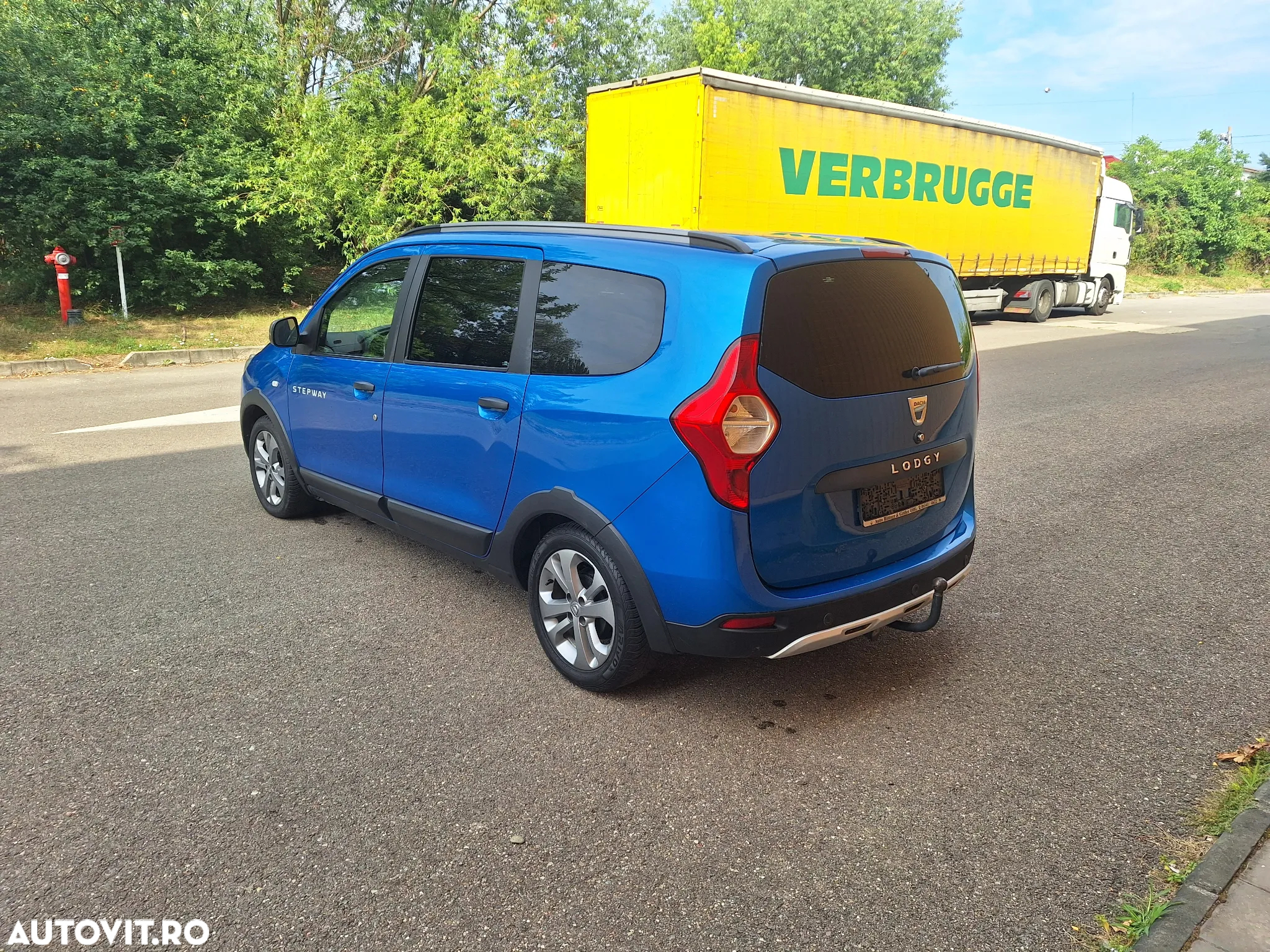 Dacia Lodgy 1.5 dCi Stepway - 4
