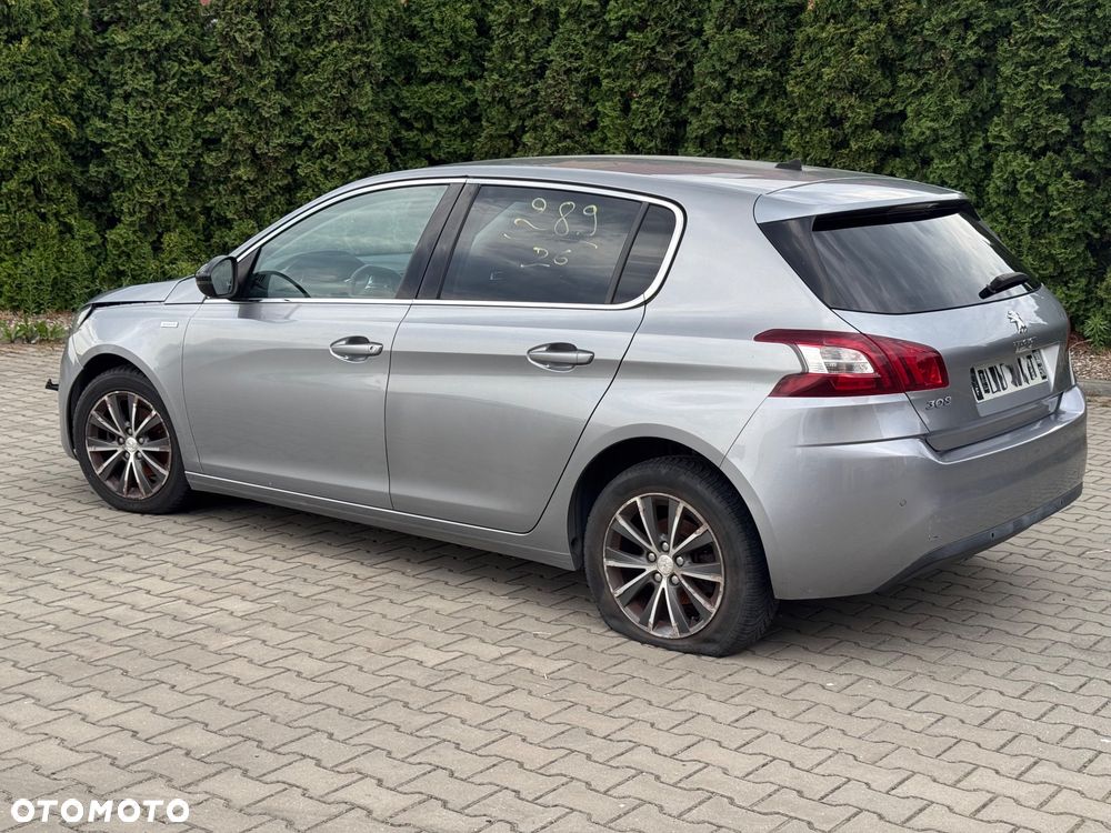 Peugeot 308 - 5