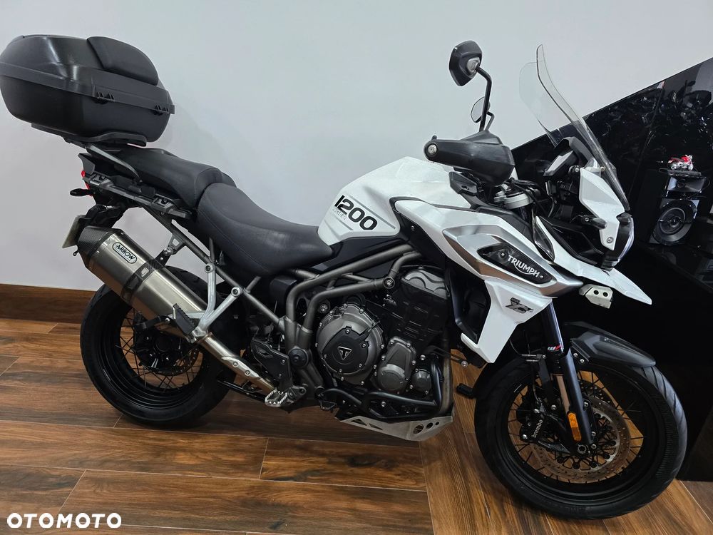 Triumph Tiger - 28