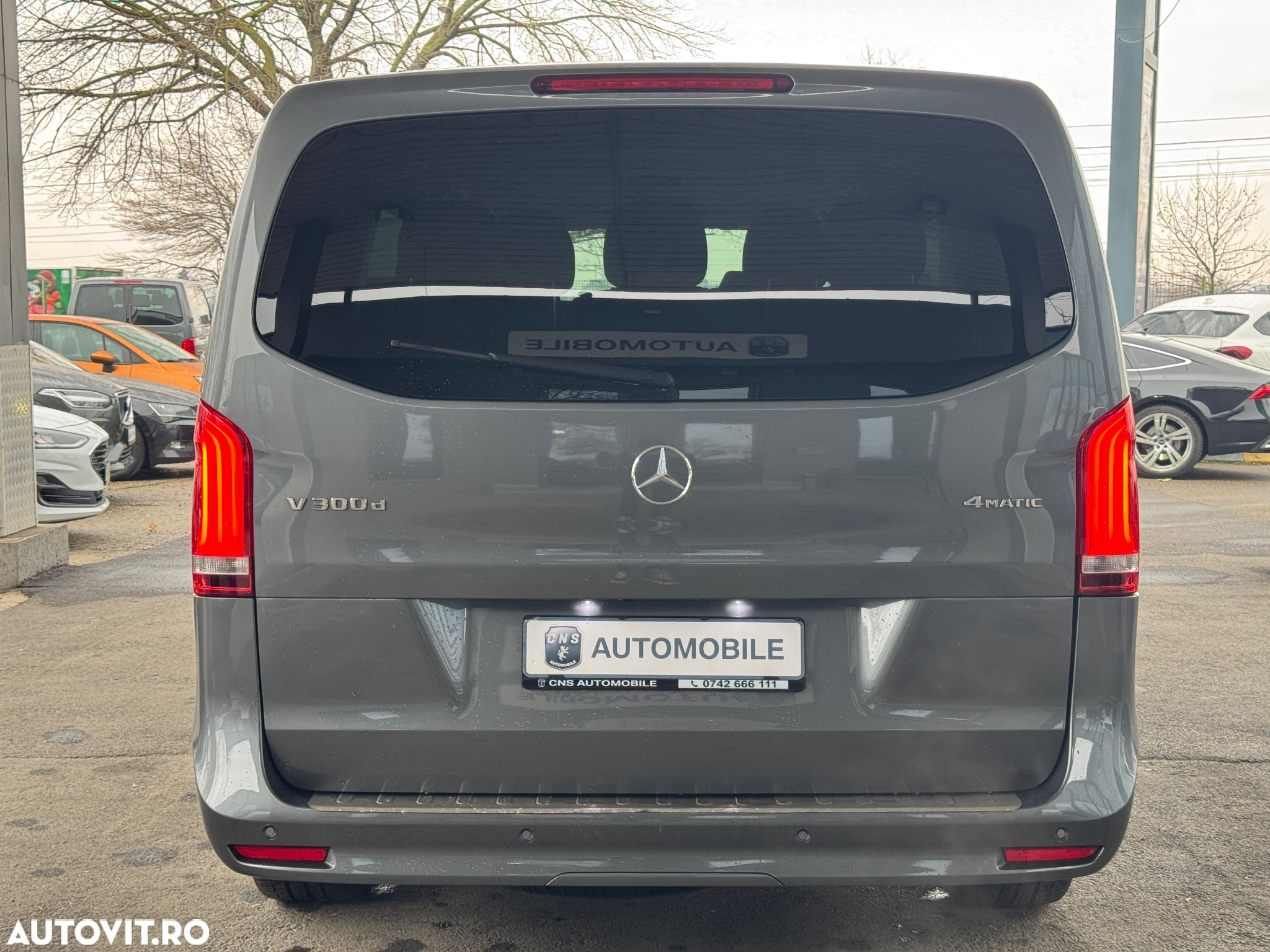 Mercedes-Benz V 300 d lang 4Matic 9G-TRONIC Avantgarde Edition 2020 - 11