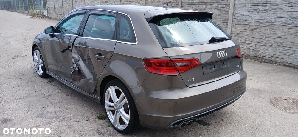 Audi A3 Sportback 2.0 TDI (clean diesel) S line Sportpaket - 4
