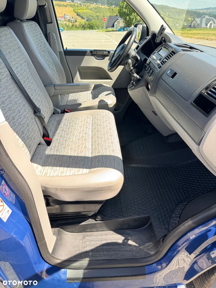 Volkswagen Transporter - 9