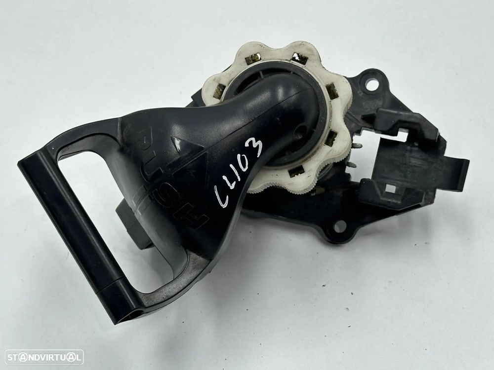 Mecanismo / Suporte Pneu Suplente - Renault Clio III (2007) - 2