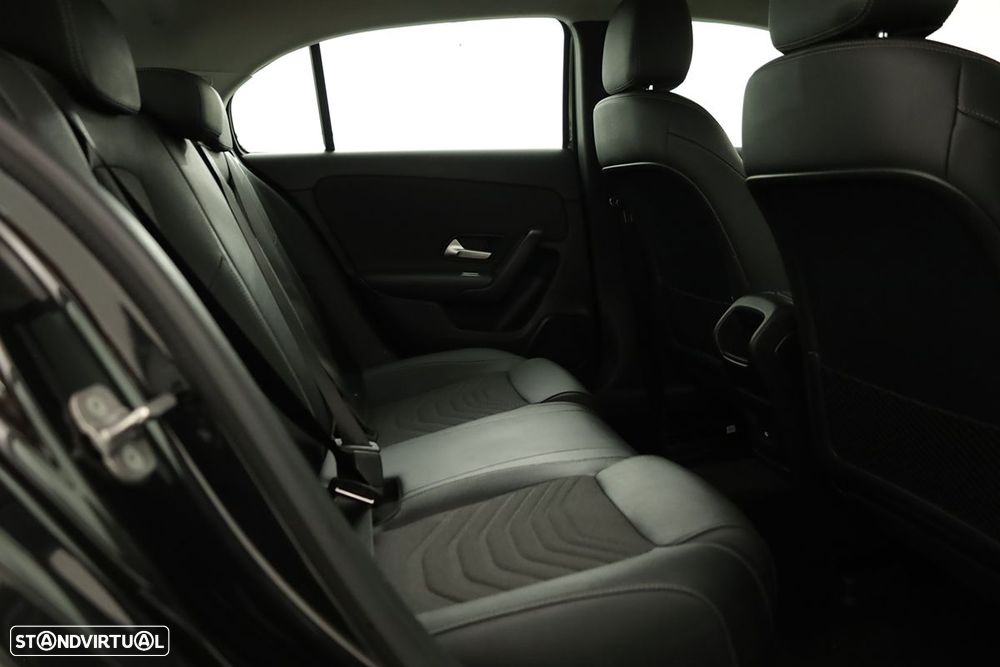 Mercedes-Benz A 200 Standard - 22