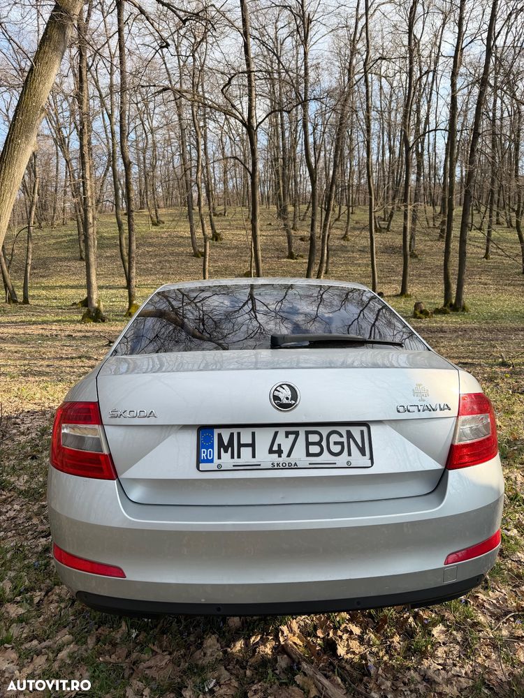 Skoda Octavia 2.0 TDI Tour - 4
