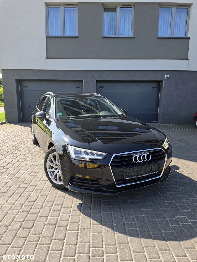 Audi A4 Avant - 1