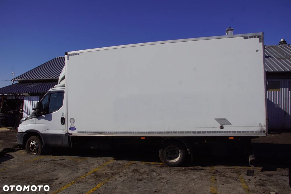Auto na części - Iveco Daily IV 50C15 3.0 HPI 146 KM F1CFL411J 2840.6 2015R Silnik Skrzynia Drzwi Błotnik Lampa Lusterko Klamka Szyba Zabudowa Kontener Deska Kokpit Sterownik Moduł Czujnik Licznik Panel Kierownica - 6