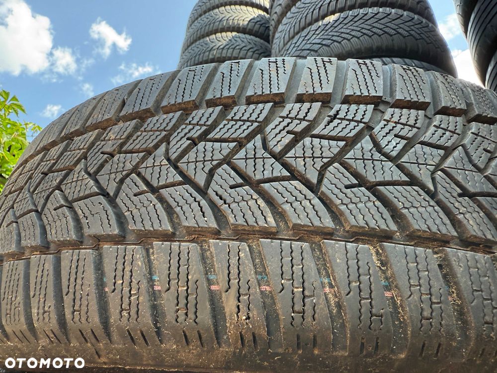 Komplet opon Dunlop Winter Sport 5 205/60r16 96H XL 2021 r - 2