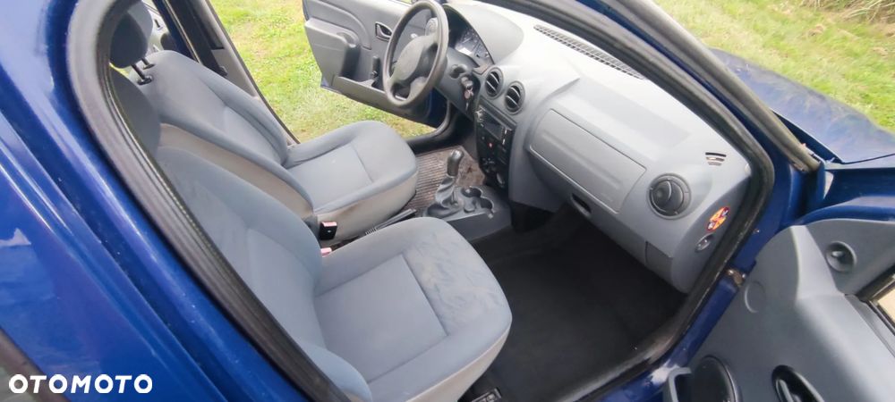 Dacia Logan - 12