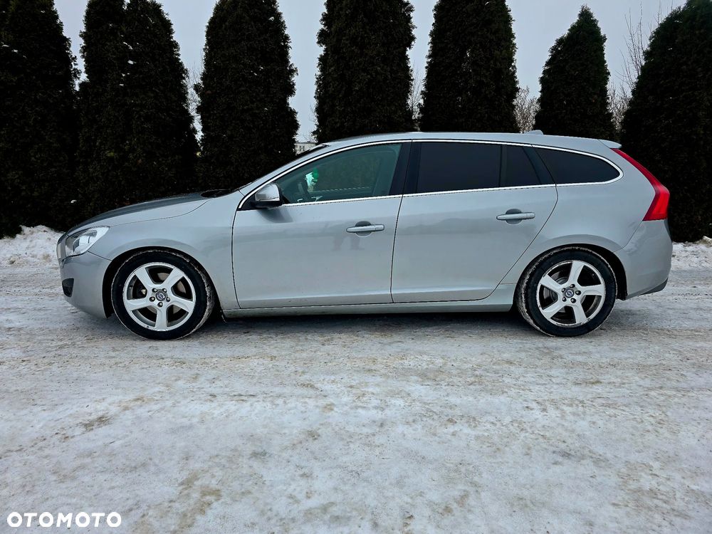 Volvo V60 D4 Geartronic RDesign - 2
