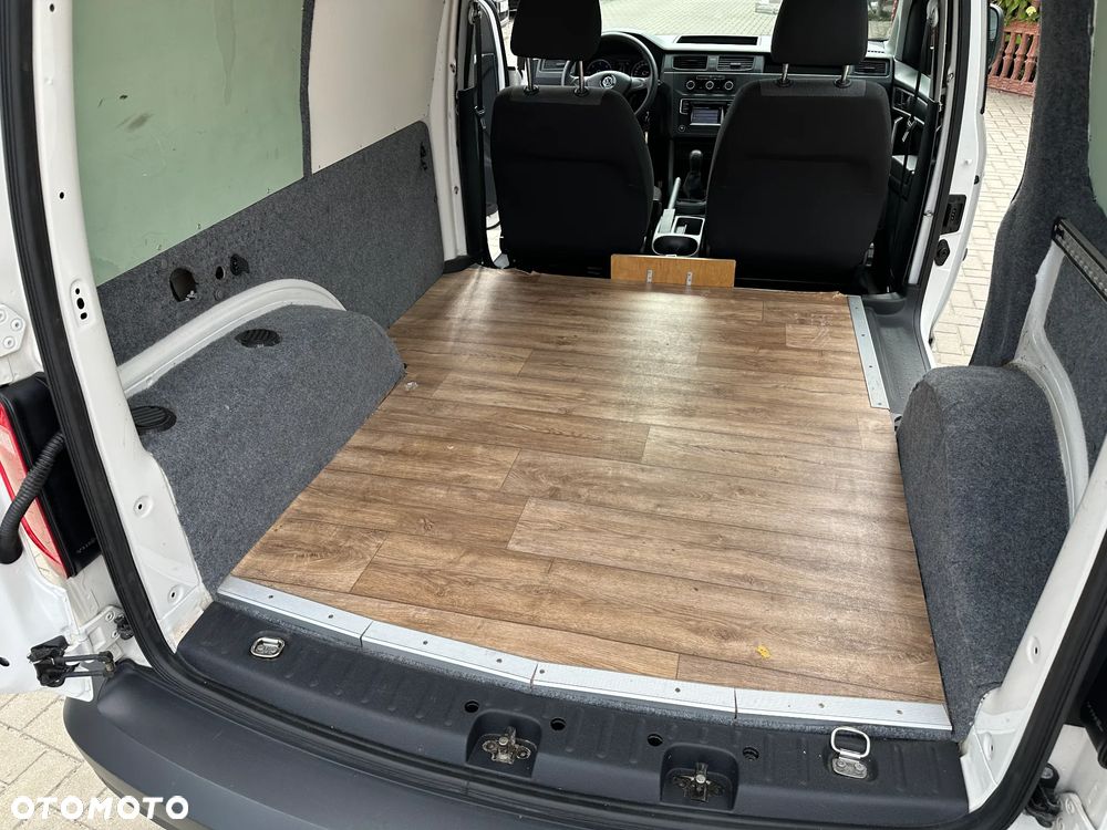 Volkswagen Caddy - 25