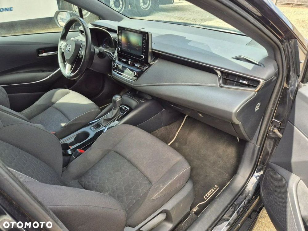 Toyota Corolla - 9