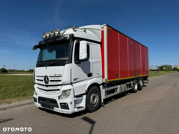 Mercedes-Benz Actros 2542