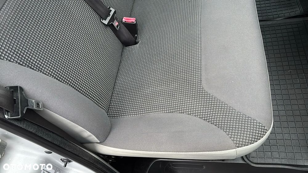 Opel Vivaro L2H1 2.9t - 24