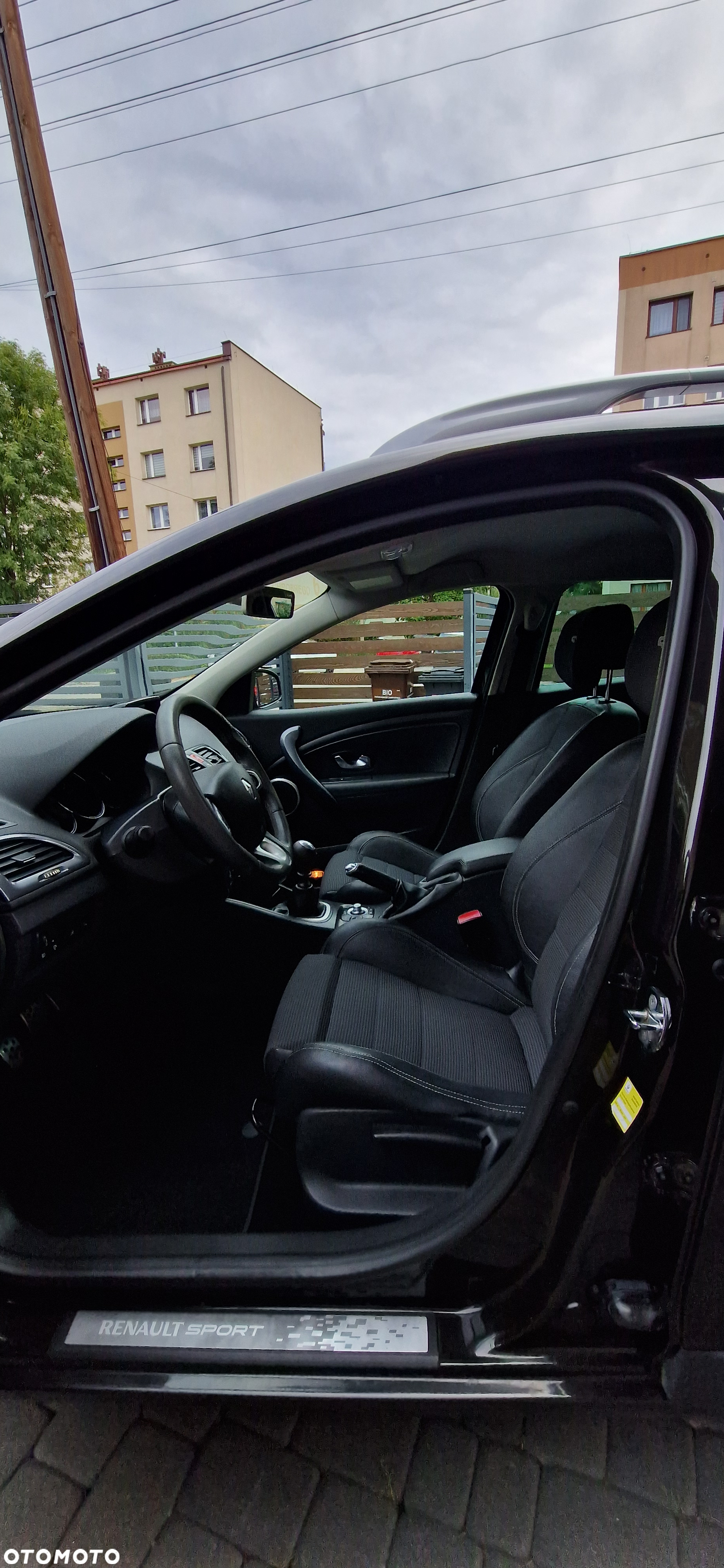 Renault Megane TCe 180 GT - 19