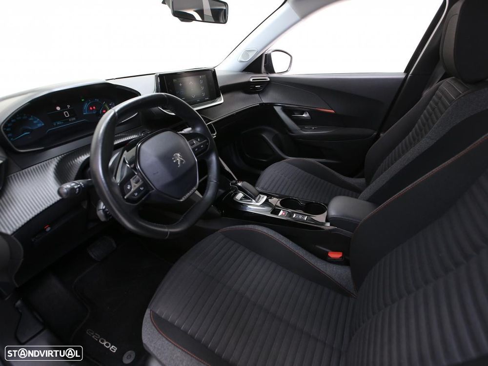 Peugeot e-2008 50 kWh Active - 7