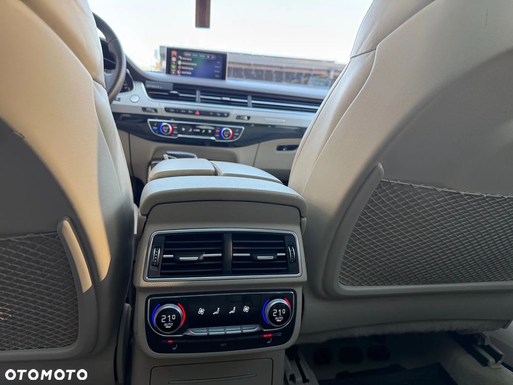 Audi Q7 - 13