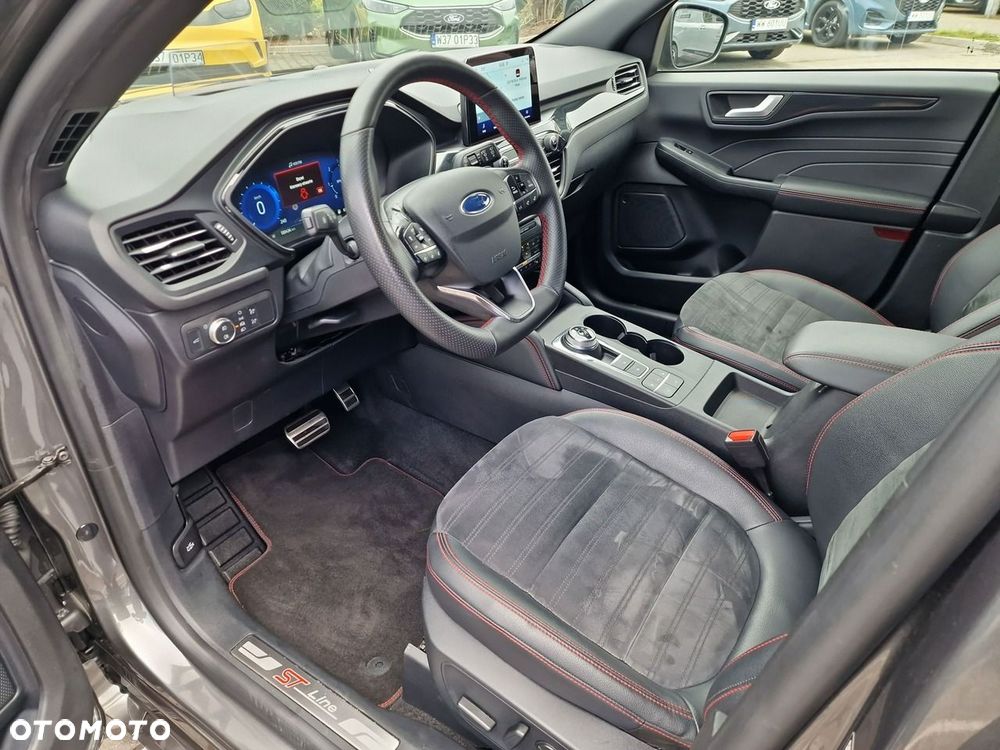 Ford Kuga 2.0 EcoBlue 4x4 ST-LINE X - 19