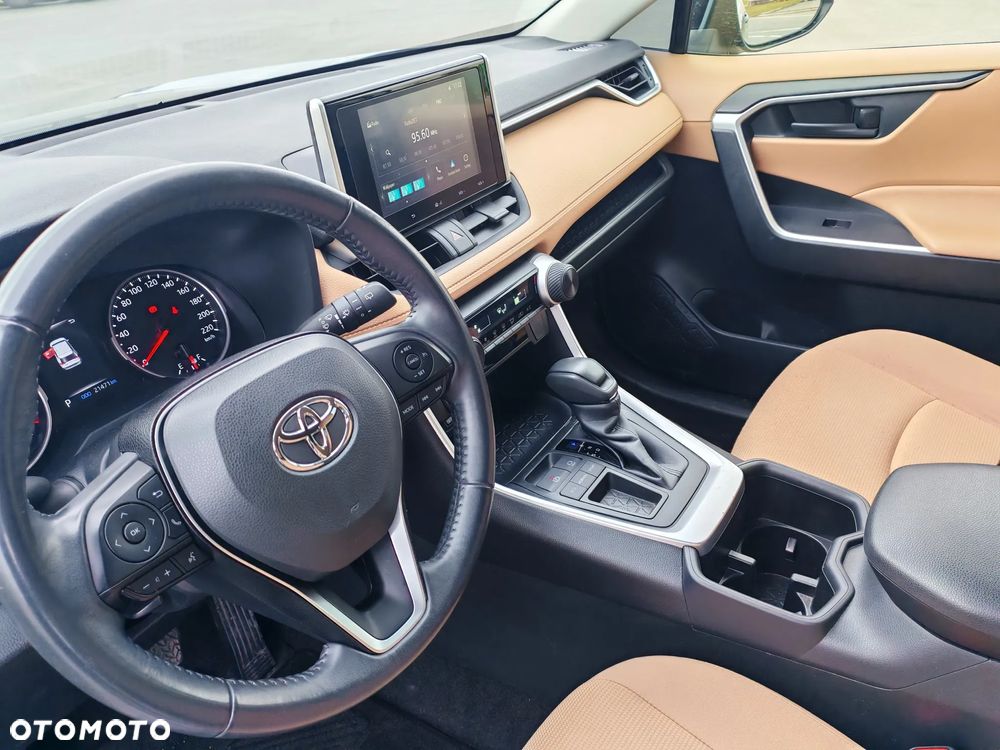 Toyota RAV4 - 11