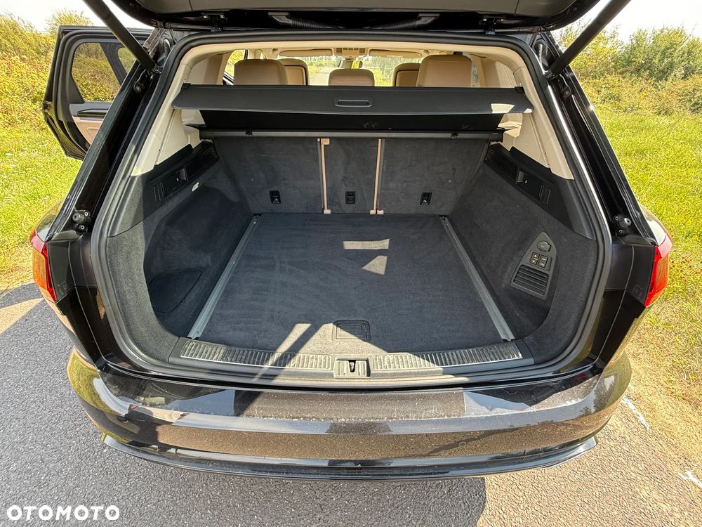 Volkswagen Touareg - 10
