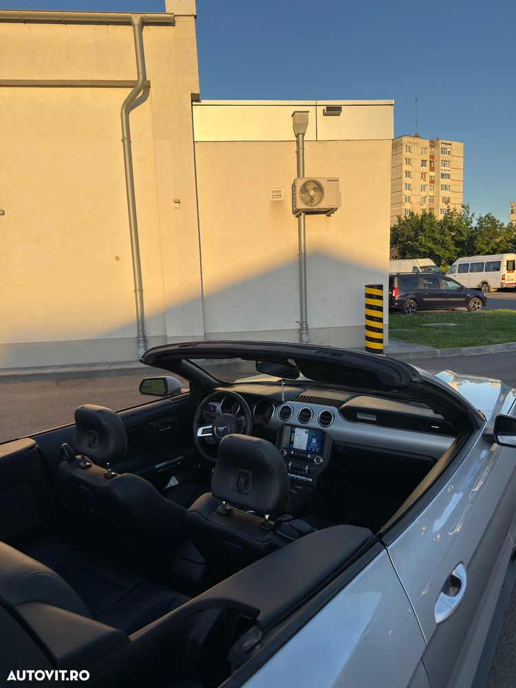 Ford Mustang 2.3 EcoBoost Aut. - 6