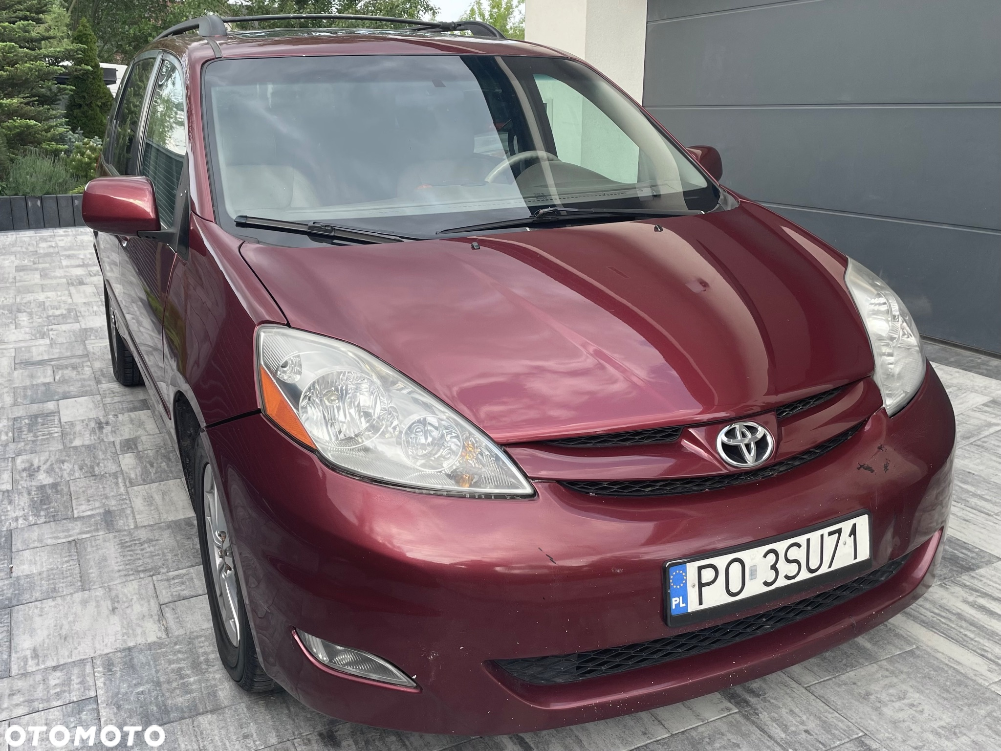 Toyota Sienna - 5