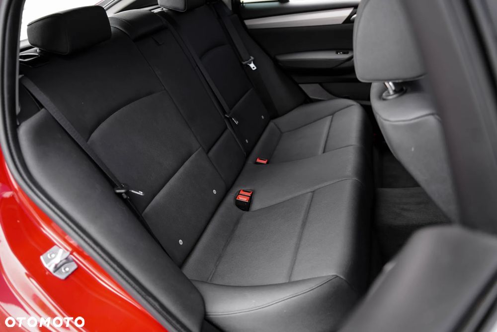 BMW X4 xDrive28i xLine - 24