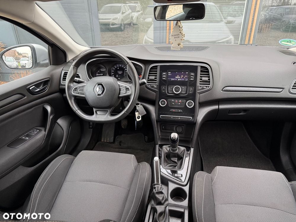 Renault Megane 1.2 Energy TCe Bose - 13