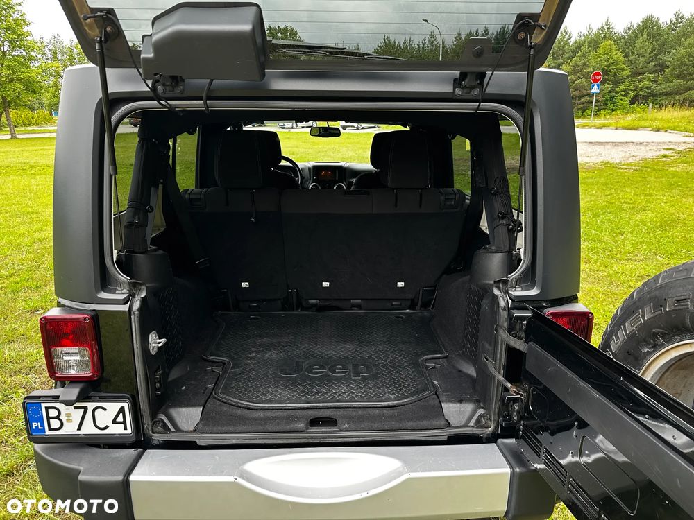 Jeep Wrangler Unlimited 3.6 Automatik Sahara - 7
