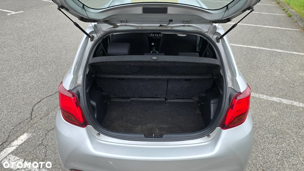 Toyota Yaris 1.0 Active EU6 - 5