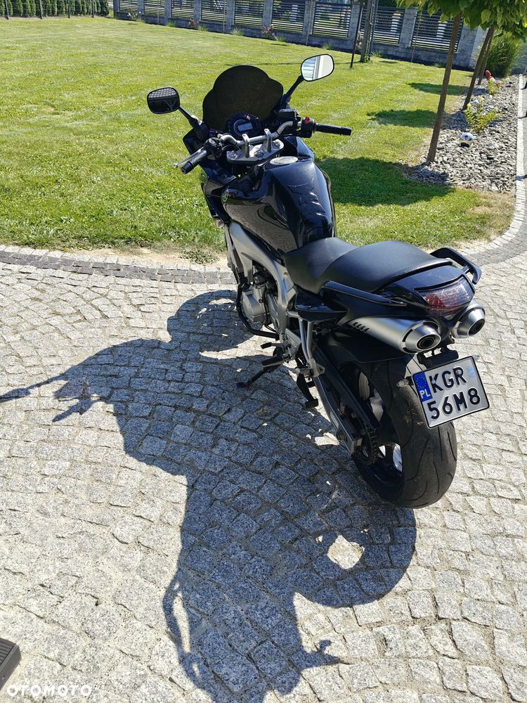 Yamaha FZ6 - 4