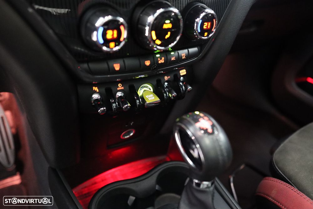 MINI Countryman Cooper SE ALL4 Auto - 13