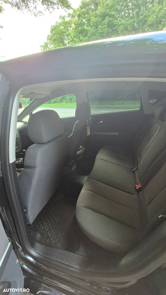 Seat Leon 1.6 TDI Reference - 7