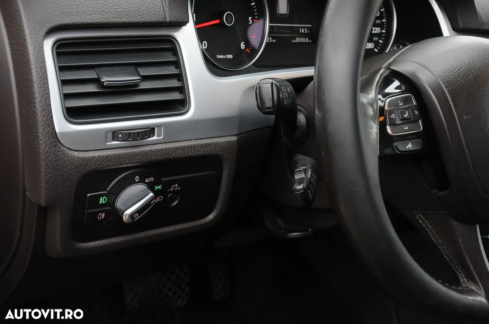 Volkswagen Touareg - 10