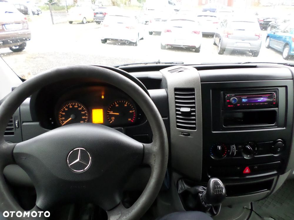 Mercedes-Benz Sprinter Doka - 17