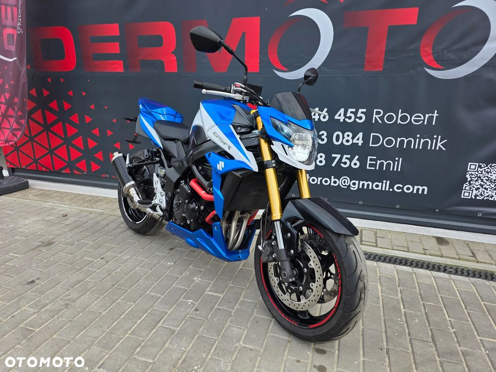 Suzuki GSR - 1